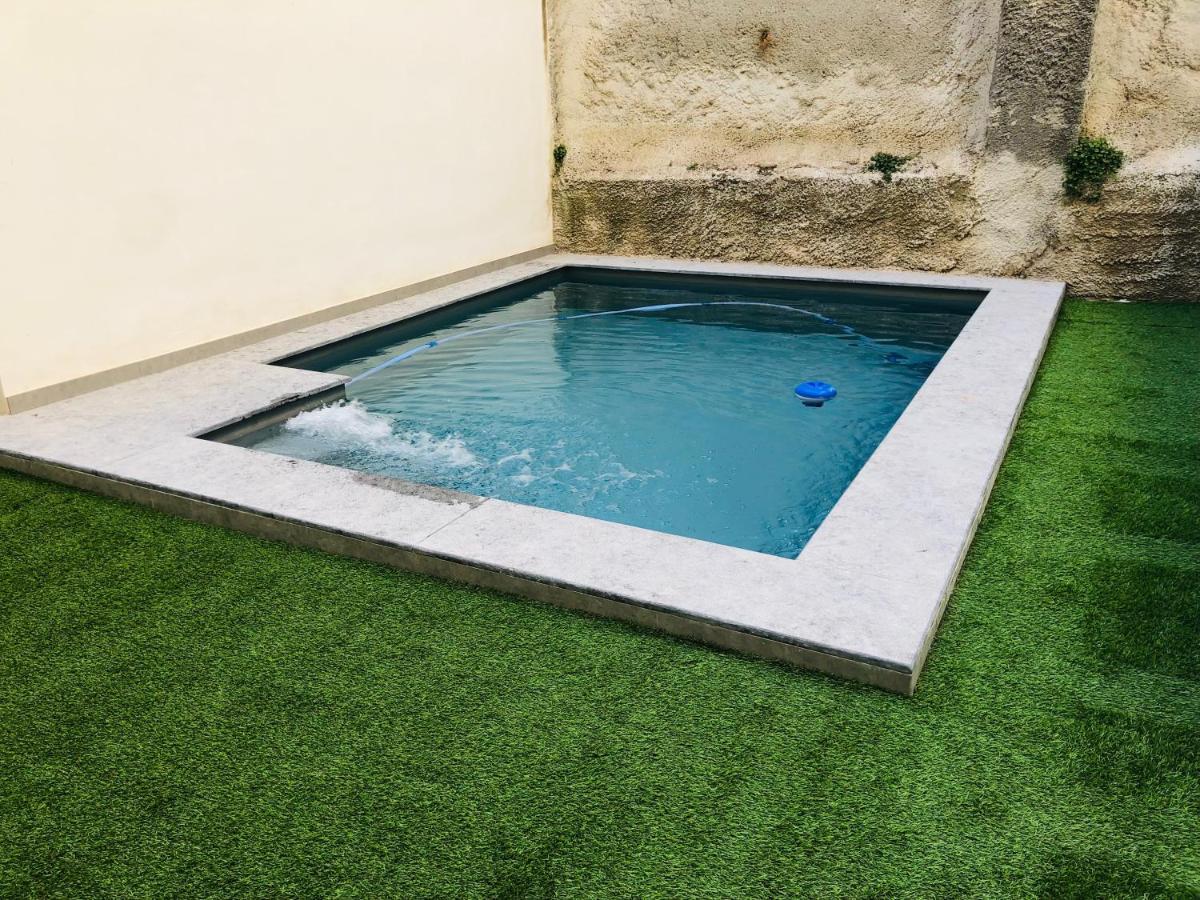 Apartamentos Bocairenthomes, En Pleno Centro De Bocairent, Con Pequena Piscina Y Parking Privado Ngoại thất bức ảnh