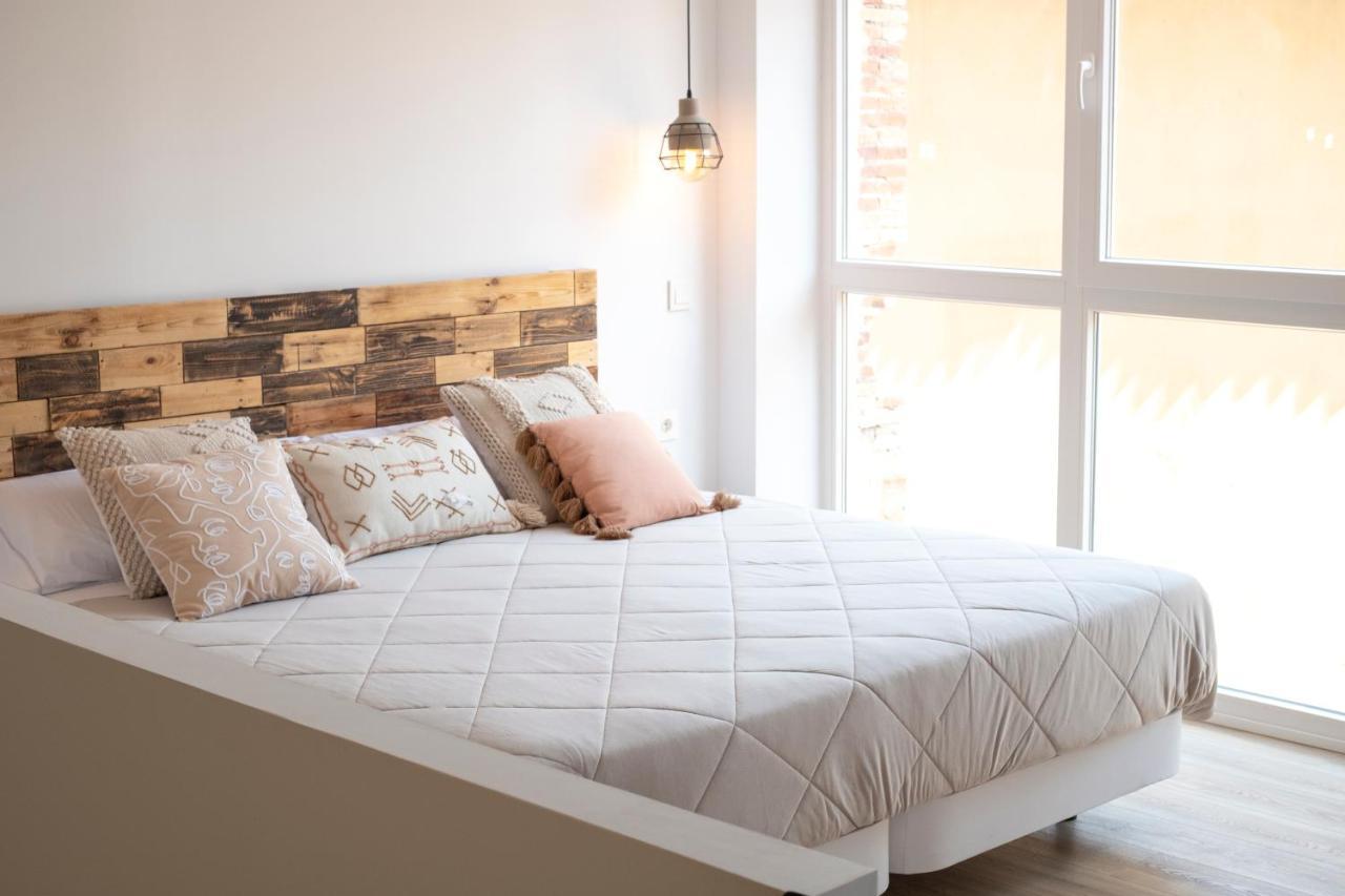 Apartamentos Bocairenthomes, En Pleno Centro De Bocairent, Con Pequena Piscina Y Parking Privado Ngoại thất bức ảnh