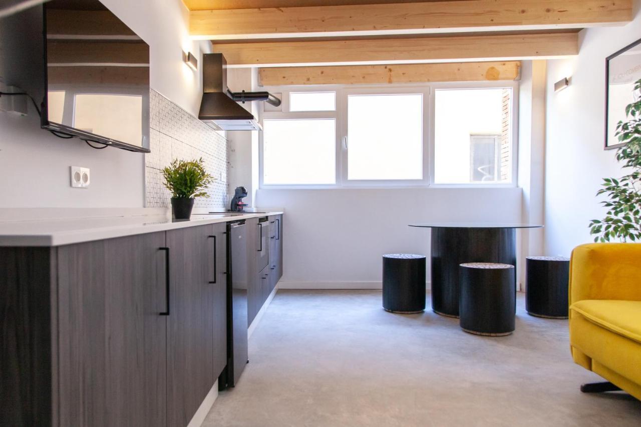 Apartamentos Bocairenthomes, En Pleno Centro De Bocairent, Con Pequena Piscina Y Parking Privado Ngoại thất bức ảnh