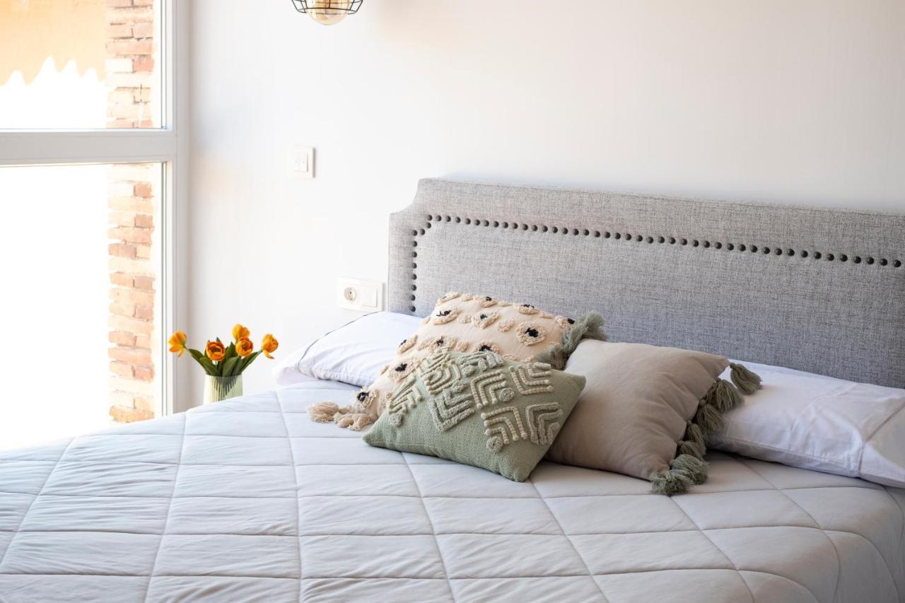 Apartamentos Bocairenthomes, En Pleno Centro De Bocairent, Con Pequena Piscina Y Parking Privado Ngoại thất bức ảnh