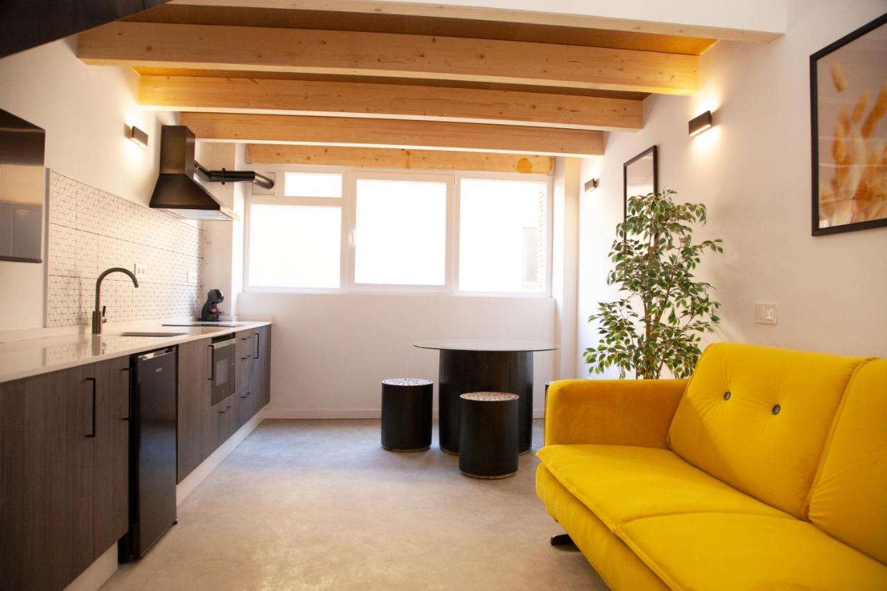 Apartamentos Bocairenthomes, En Pleno Centro De Bocairent, Con Pequena Piscina Y Parking Privado Ngoại thất bức ảnh